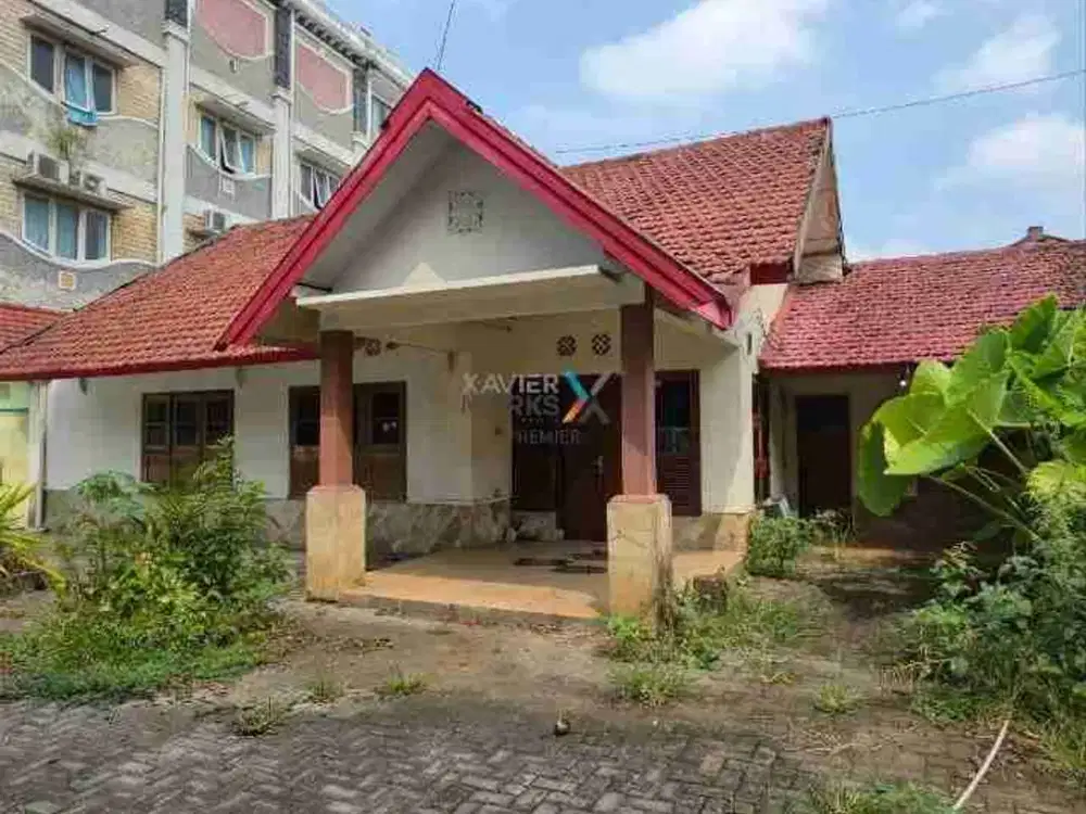 DIJUAL RUMAH HITUNG TANAH LOKASI STRATEGIS TENGAH KOTA JALAN BOGOR KOTA MALANG