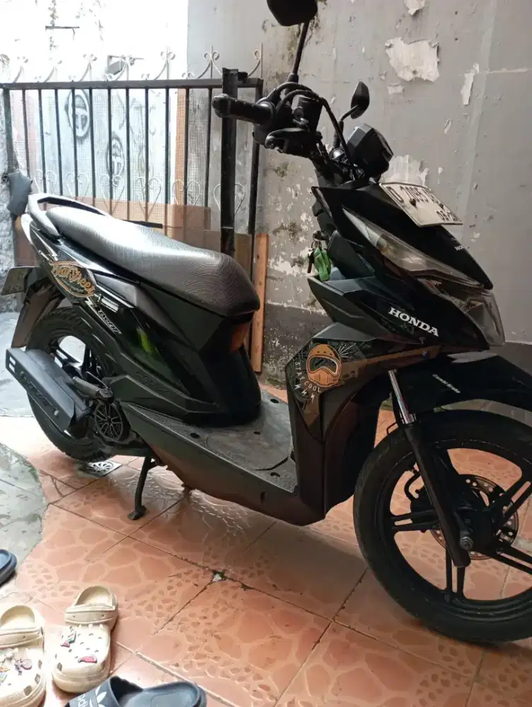 Jual motor Honda beat stret THN 2018 lecet pemakaian