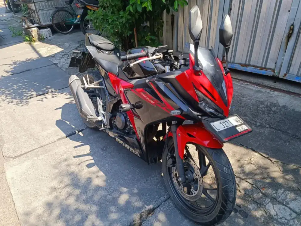 ENY MOTOR - HONDA CBR 150 FACELIFT 2018 - LOW KM BOS