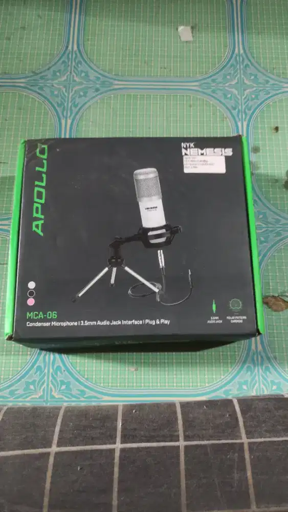 Mic Nemesis MCA-06 dan Mixio BM800
