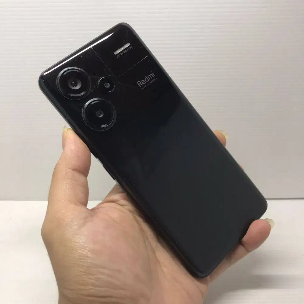 REDMI NOTE 13 PRO PLUS + 12GB/512 SECOND WARNA HITAM JAKARTA BARAT COD