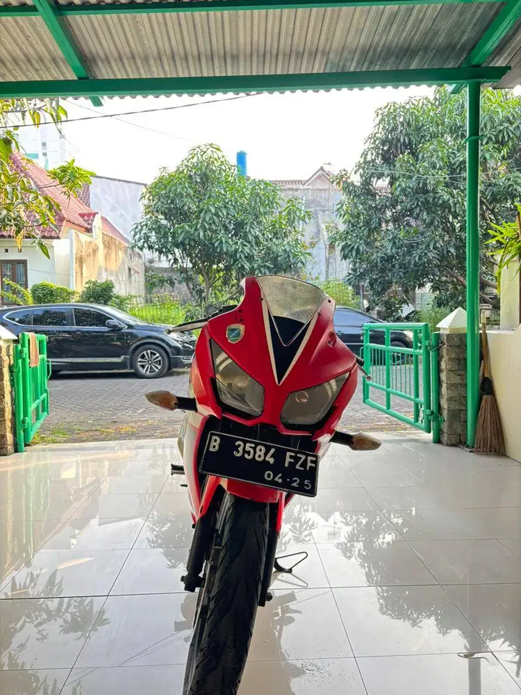 Dijual CBR 150 Milik Pribadi