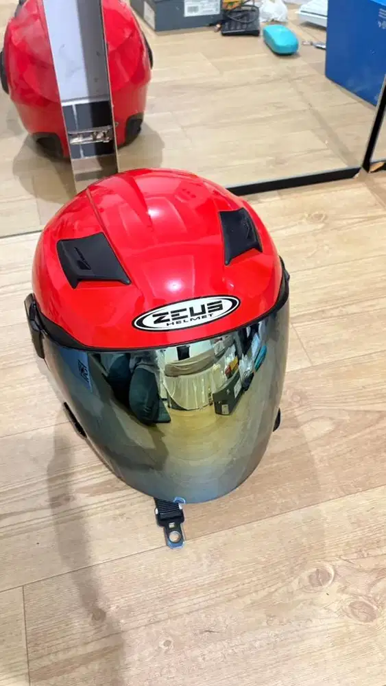 Helm Zeus 611 - L