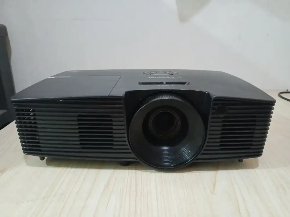 Proyektor optoma x312 HDMI terang normal