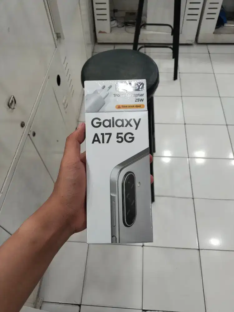 Samsung A17 5G 8/256 Neww
