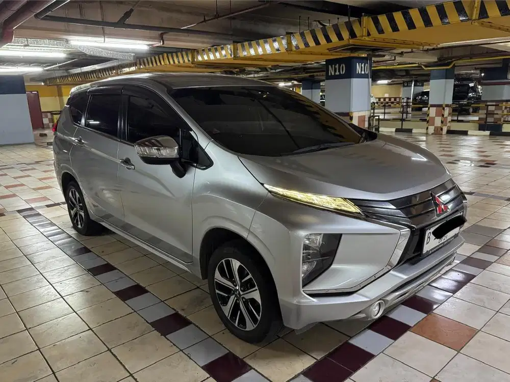 Xpander Ultimate 2019 full original Cash low Km tangan pertama