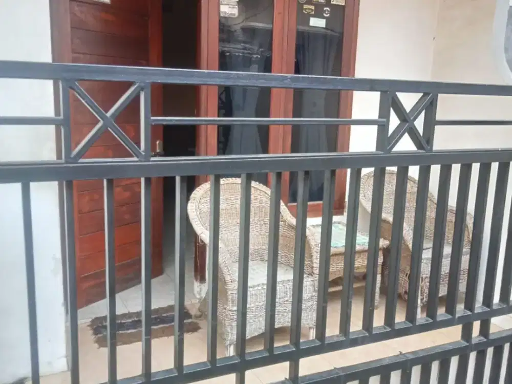Dijual cepat rumah di Ciledug  Tangerang