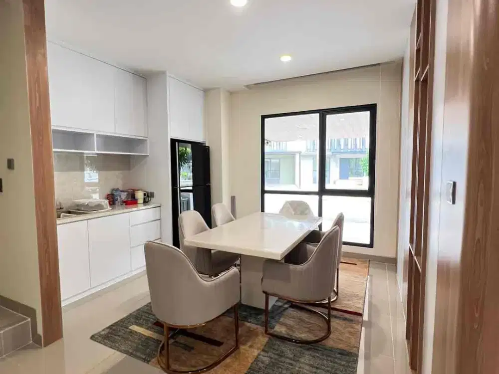 Dijual Rumah Hoek Furnish Cakep Cluster Strozzi Gading Serpong