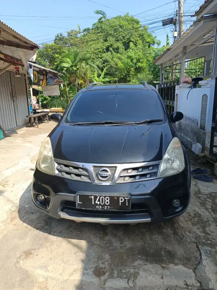 Livina X Gear hitam Manual 2012