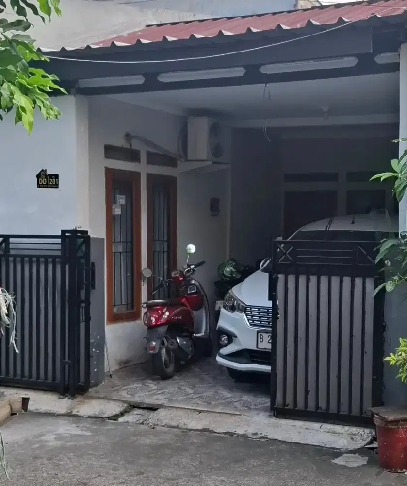 DI JUAL RUMAH. DI PULO SIRIH TAMAN GALAXI. BEKASI SELATAN
