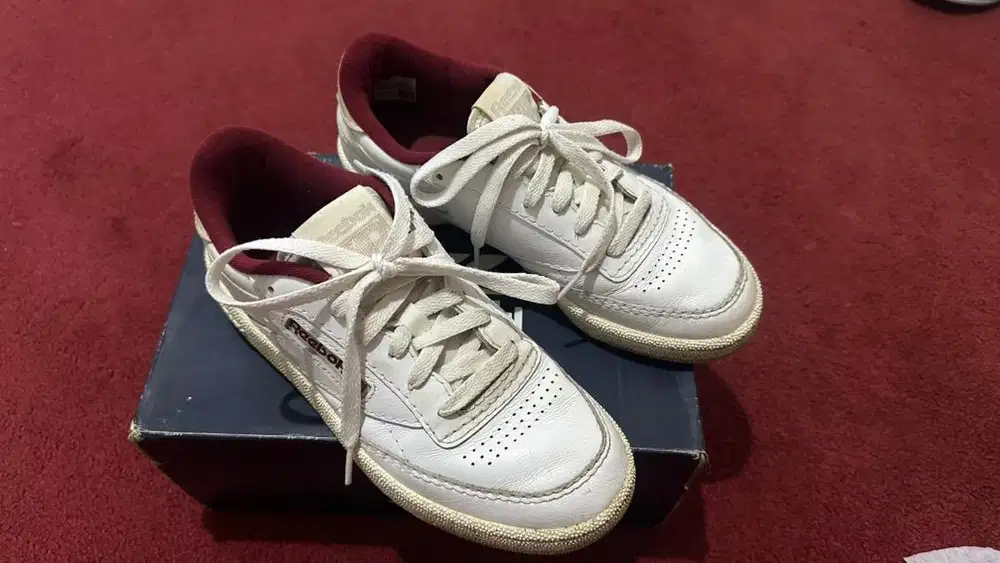 Sepatu Reebook Club C Vintage