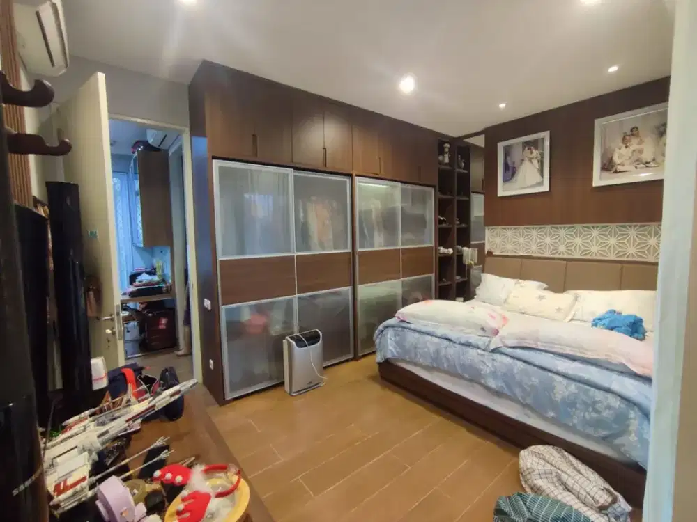 DIJUAL CEPAT !!    Rumah 2 Lantai Citraland – The Green Lake, Surabaya Barat  Hunian nyaman di lingkungan premium, cocok untuk keluarga yang cari
