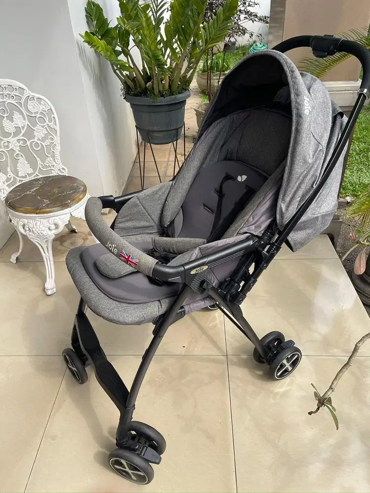 Like New Stoller Joie sma Baggi 4WD Chromium