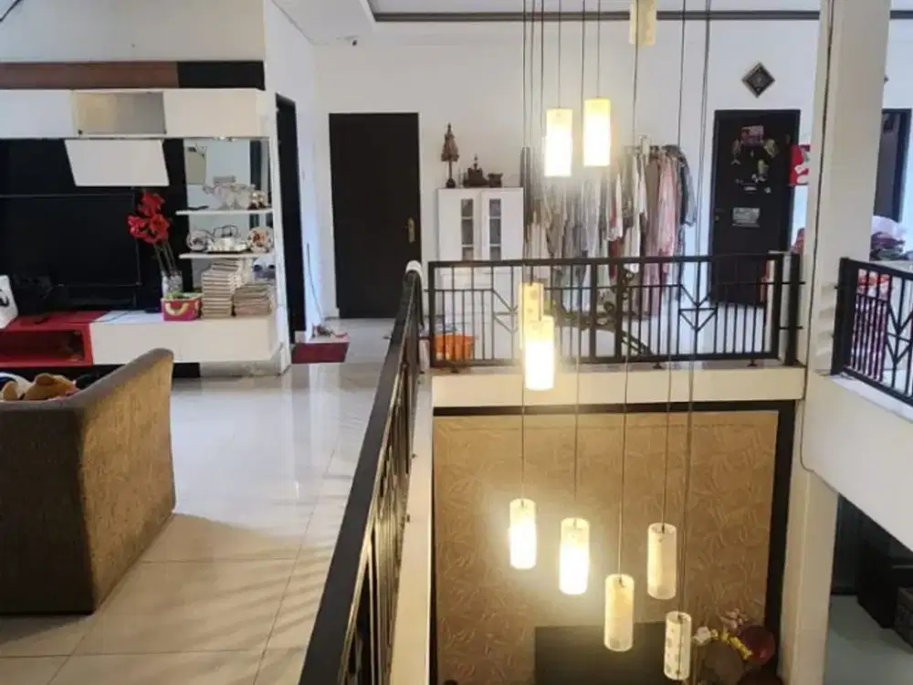 Jual Rumah Mewah, Semi Furnished, Minimalis, Siap Huni Buah Batu