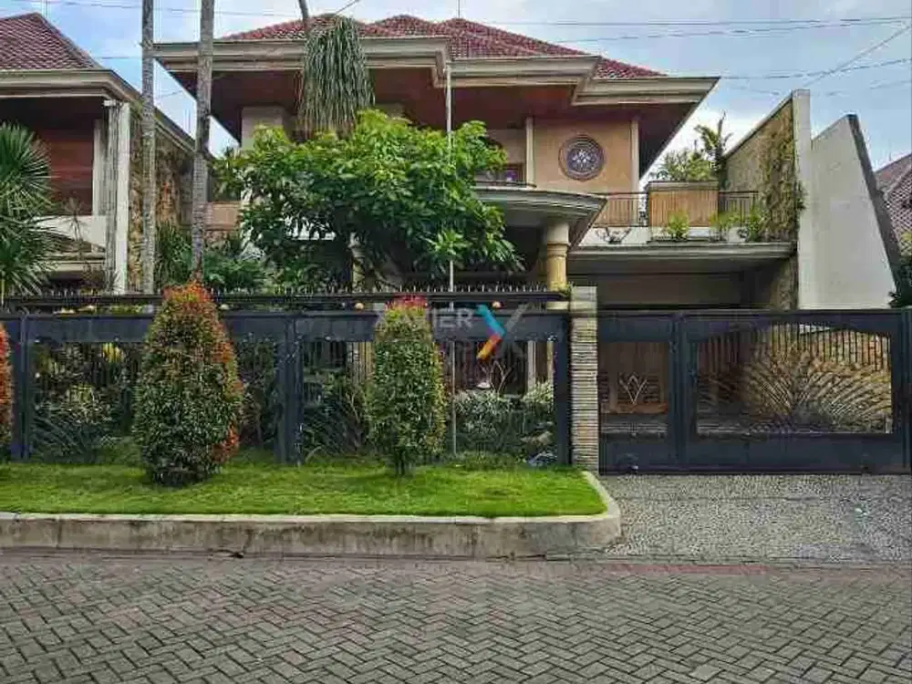 Rumah Premium Di Pusat Kota Selangkah Dari Ijen Boulevard Malang