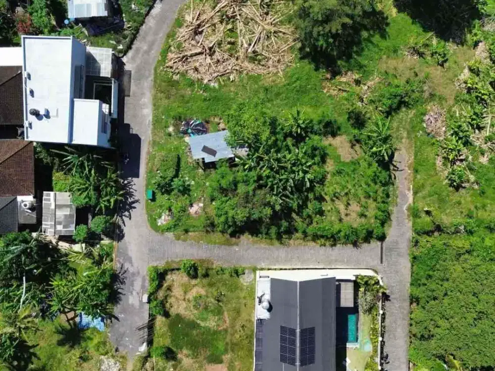 TANAH NYANYI LINGKUNGAN VILLA VIEW SAWAH SUNGAI