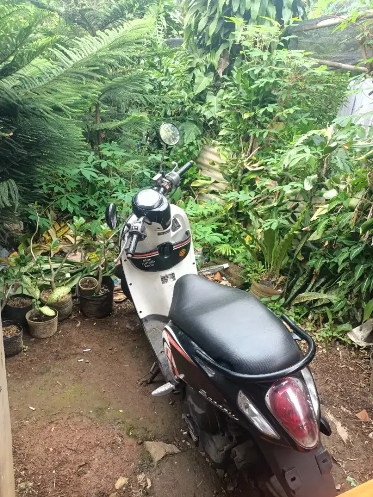 DIJUAL SCOOPY 2015