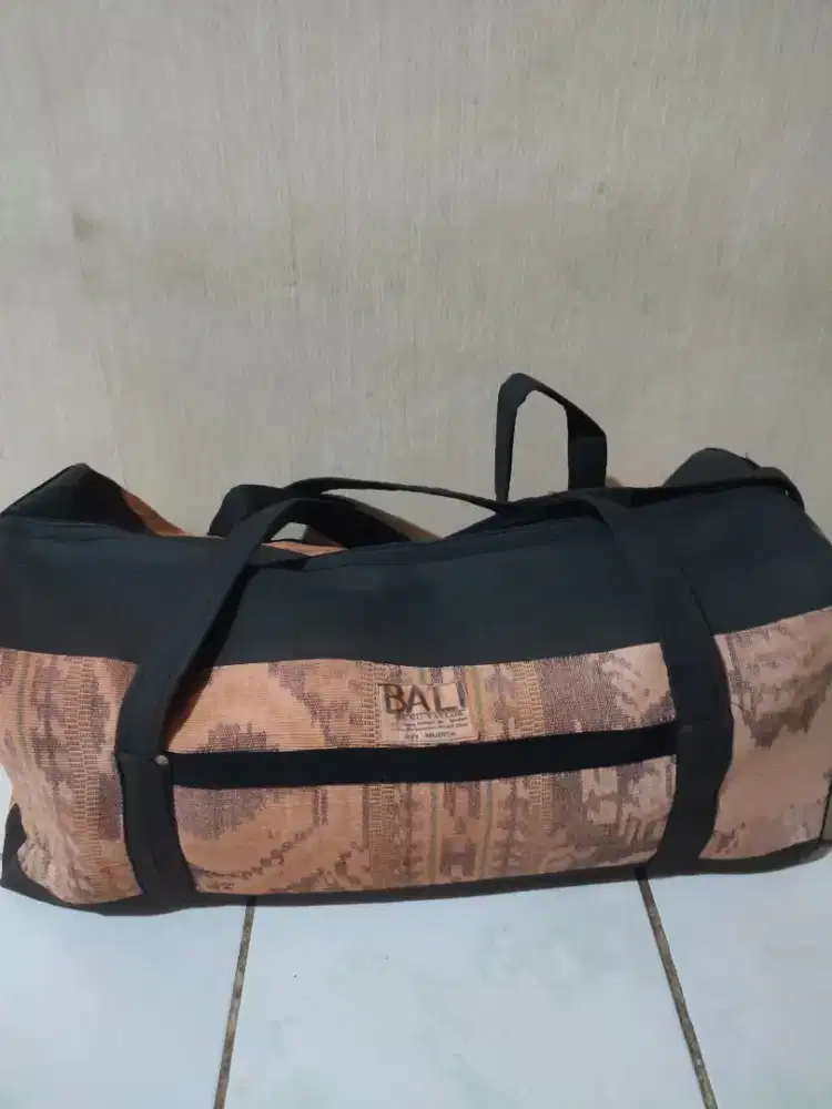 Tas Bali Travelling