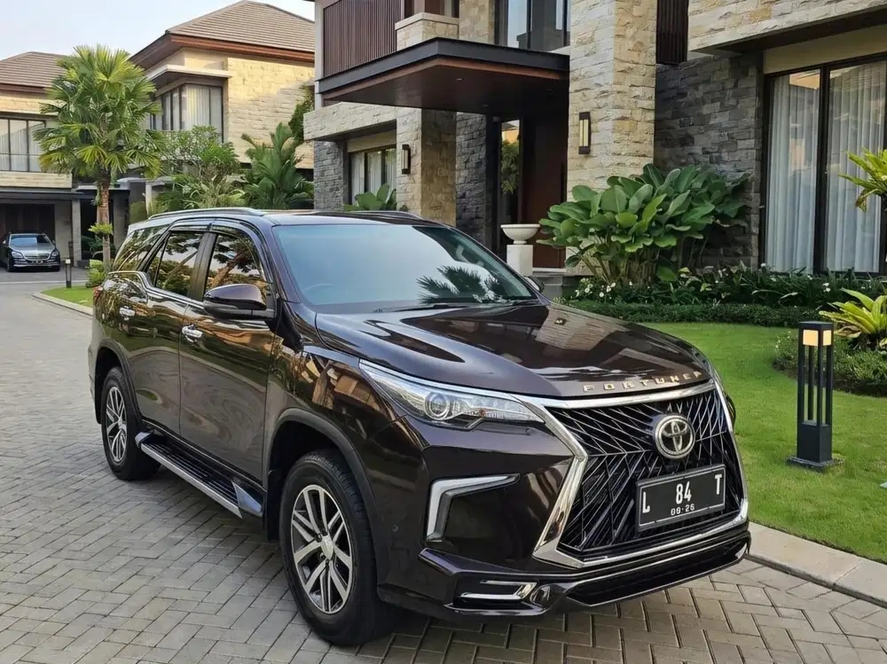 Fortuner VRZ Lexus Uwapik Pol Antik bagus nemem