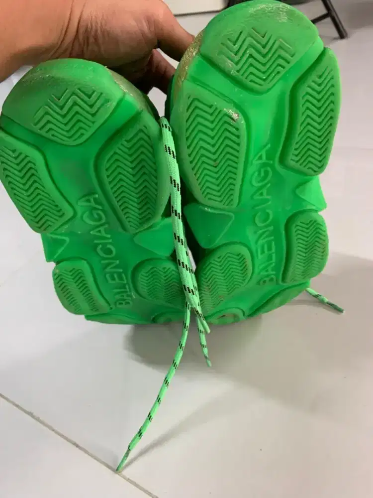 Balenciaga Triple S Sneaker 'Clear Sole - Green' 541624W2GA13510