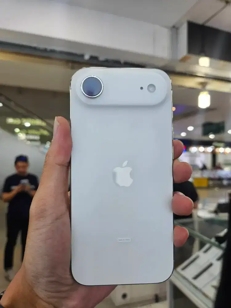 IPHONE AIR 256GB GARANSI RESMI INDONESIA