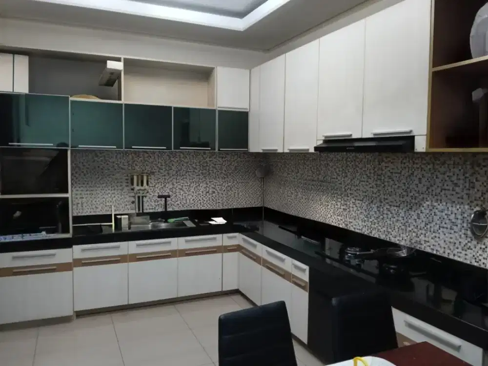 Jual Komplek singgasana cluster SHM, on hand