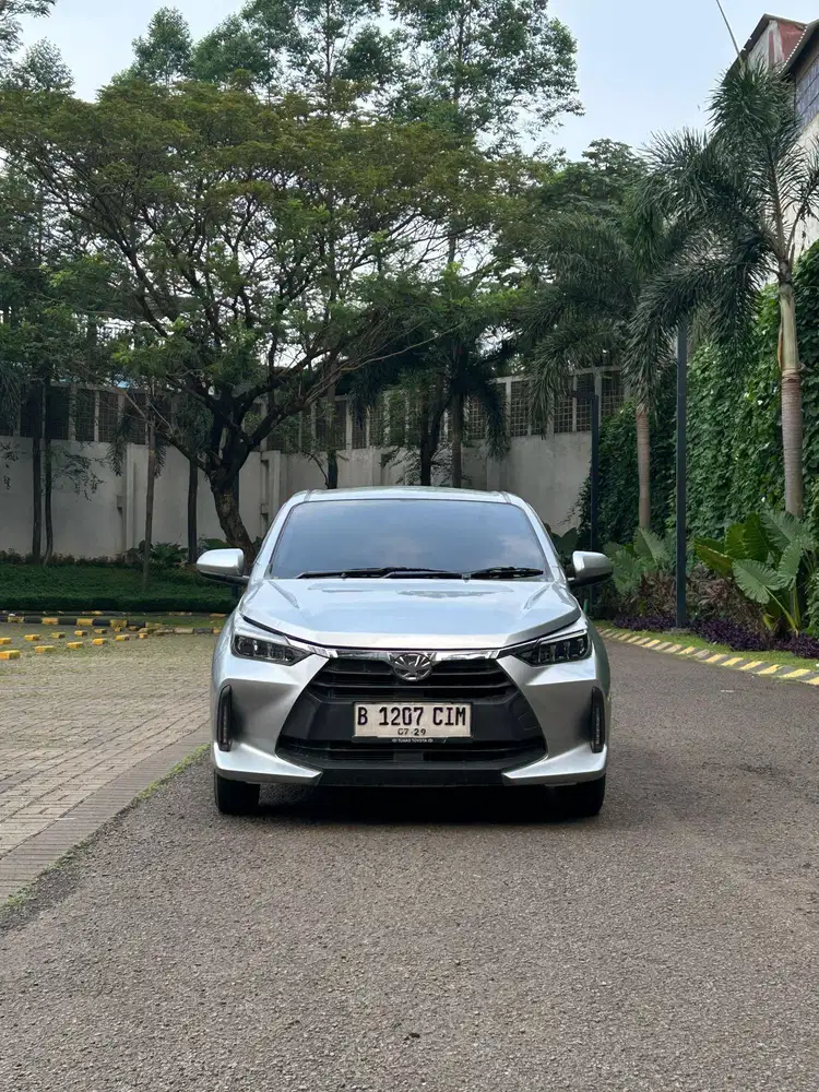 Toyota Agya 1.2 G CVT AT 2024 warna Silver Metalik