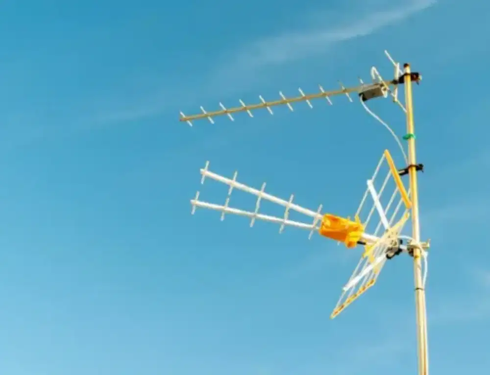 Jasa Pasang Antena Anten TV Digital STB set top box