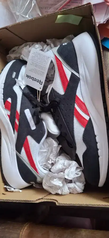 Sepatu Reebok GI8900