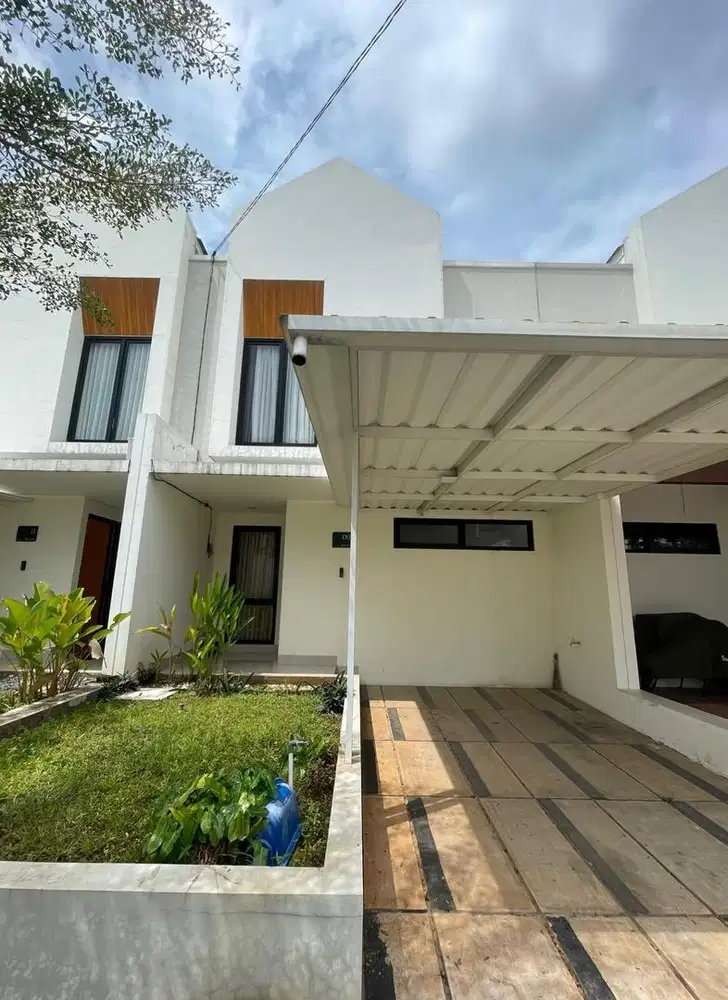 Dijual Rumah 2LT dalam Komplek Gardens Sawangan Bebas Banjir Strategis