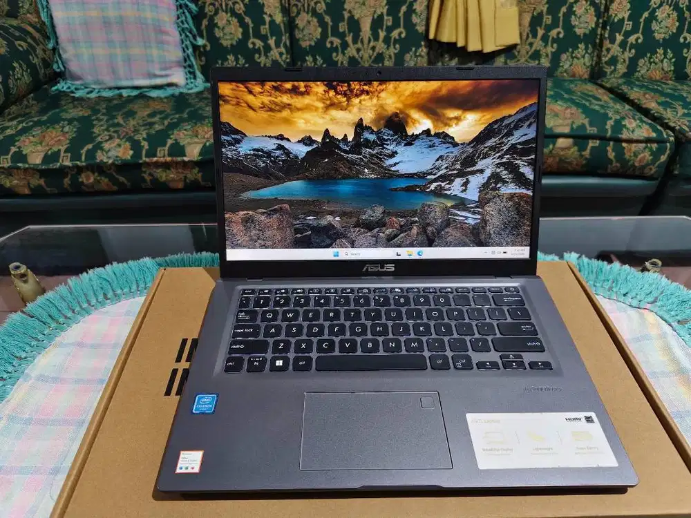 harga barunya 6 jt an, Laptop asus a416mao-fhd427model baru