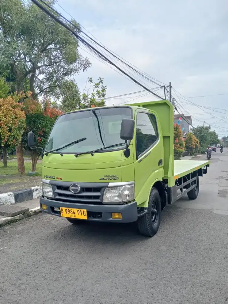 HINO DUTRO 110 SDL 2013 ENGKEL LONG LOS BAK