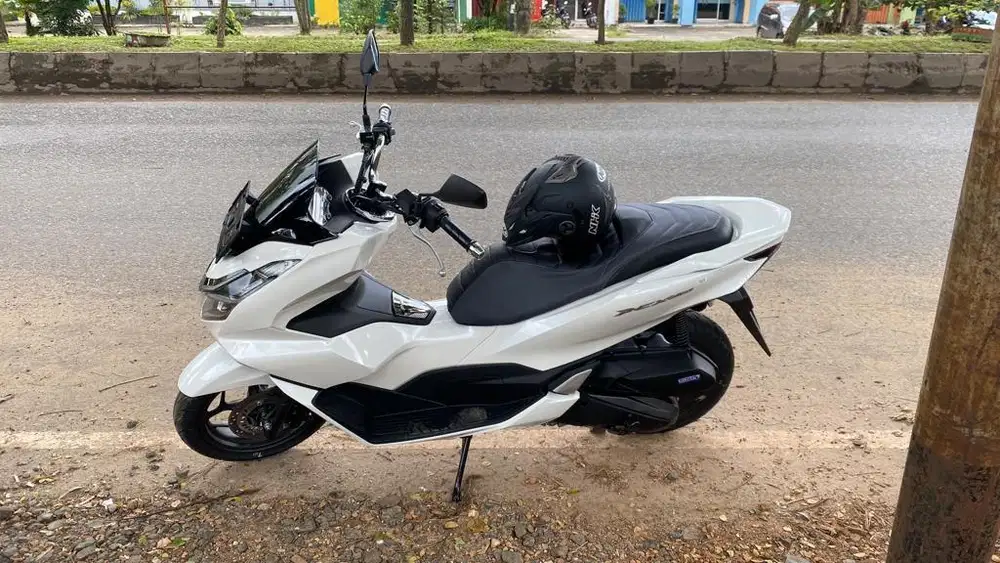 Honda PCX 160 CBS Tahun 2023