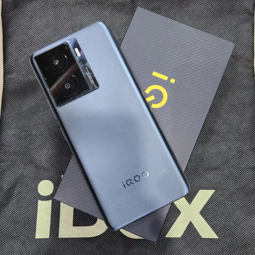 iqoo Z7x 5g 8/128gb, Fullset original