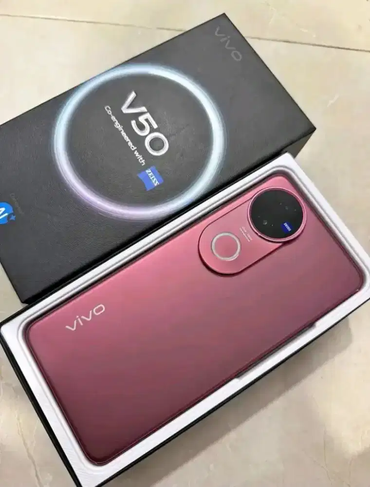 VIVO V50 12/256 BNOB LIKE NEW