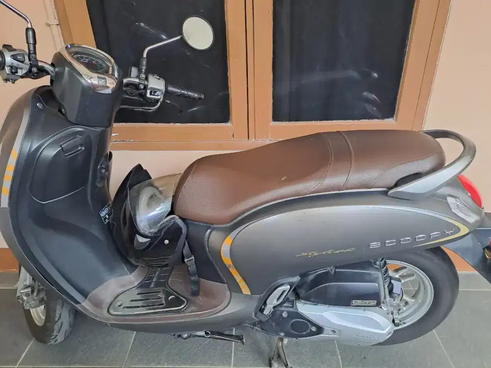 SCOOPY STYLISH 2021