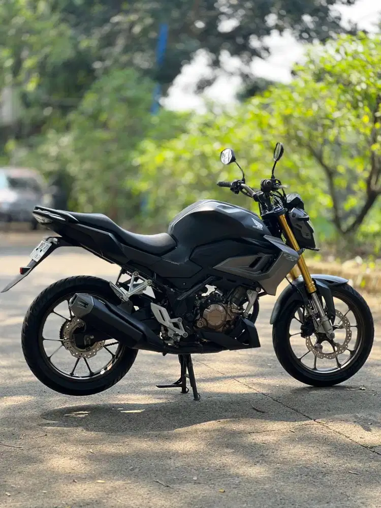STREETFIGHTER LOOK! HONDA NEW CB 150R BLACK 2023 LOW KM TAX ON MULUS