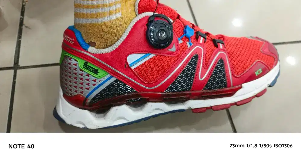 Sepatu outdoor K2