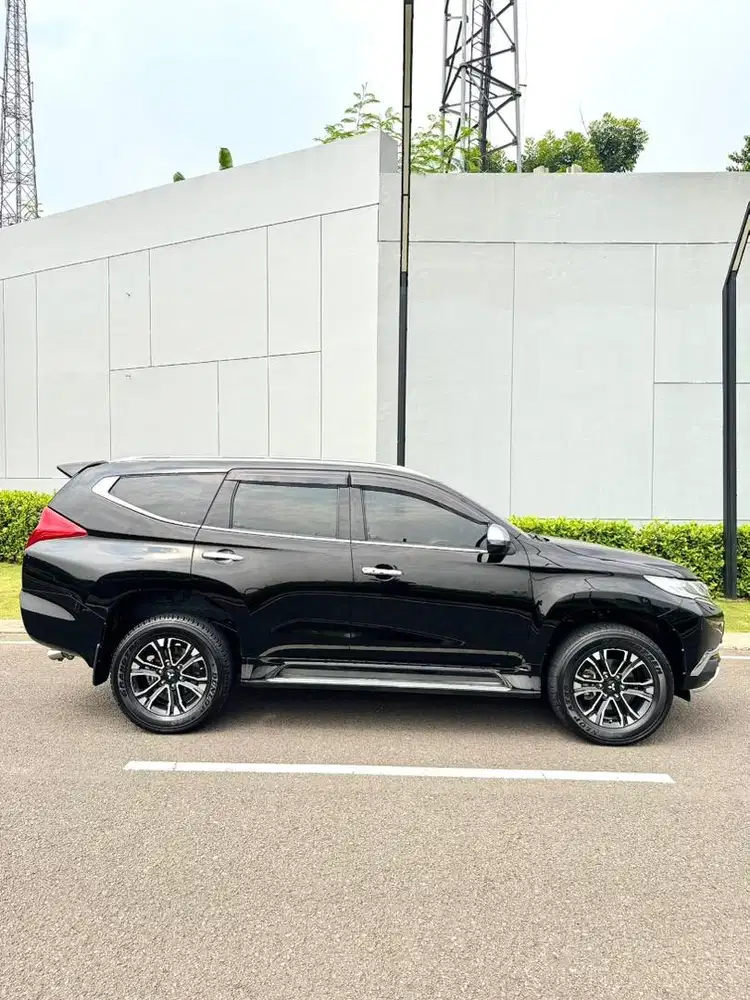KM LOW RARE ITEM! Mitsubishi Pajero Dakar Rockford Fosgate 2018