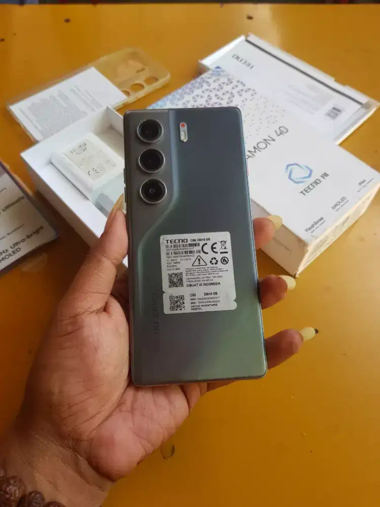 Tecno Camon 40 8/256 fulset