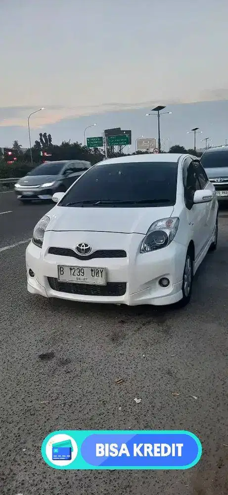 Toyota Yaris 2012 Bensin