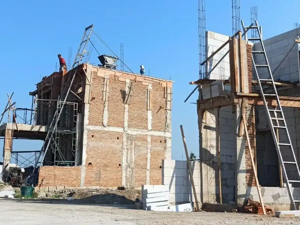 RUMAH 2 LANTAI DI KLATEN DEKAT Lazuardi Al Falah GCS Klaten 2 km ke SMP N 2 Klaten