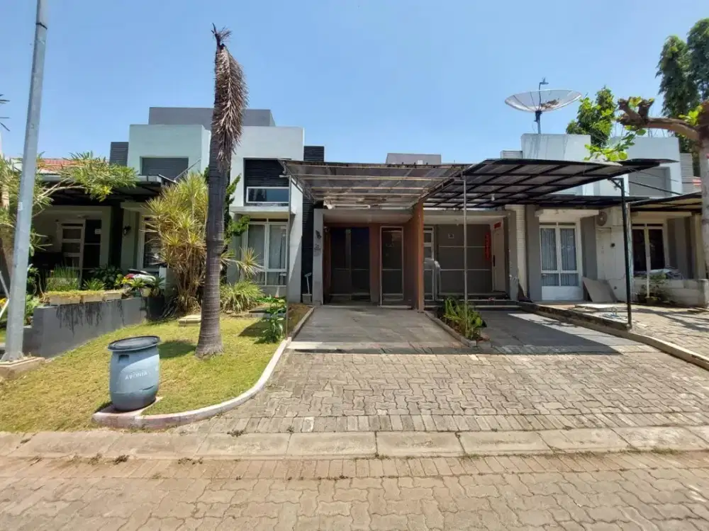 Rumah siap huni dan nyaman Graha Padma Semarang Barat – 8677