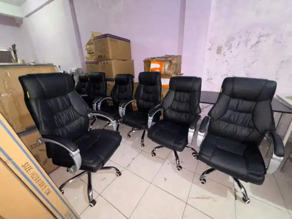 Kursi direktur murah