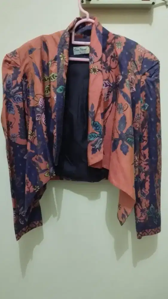 Blazer wanita Dian pelangi