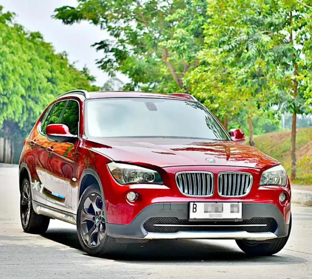 BMW X1 Facelift S-DRIVE E-84 Red Vermillion
