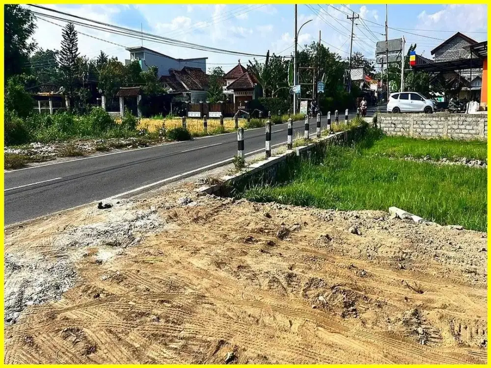 Dekat Polsek Godean Tanah Sleman di Godean