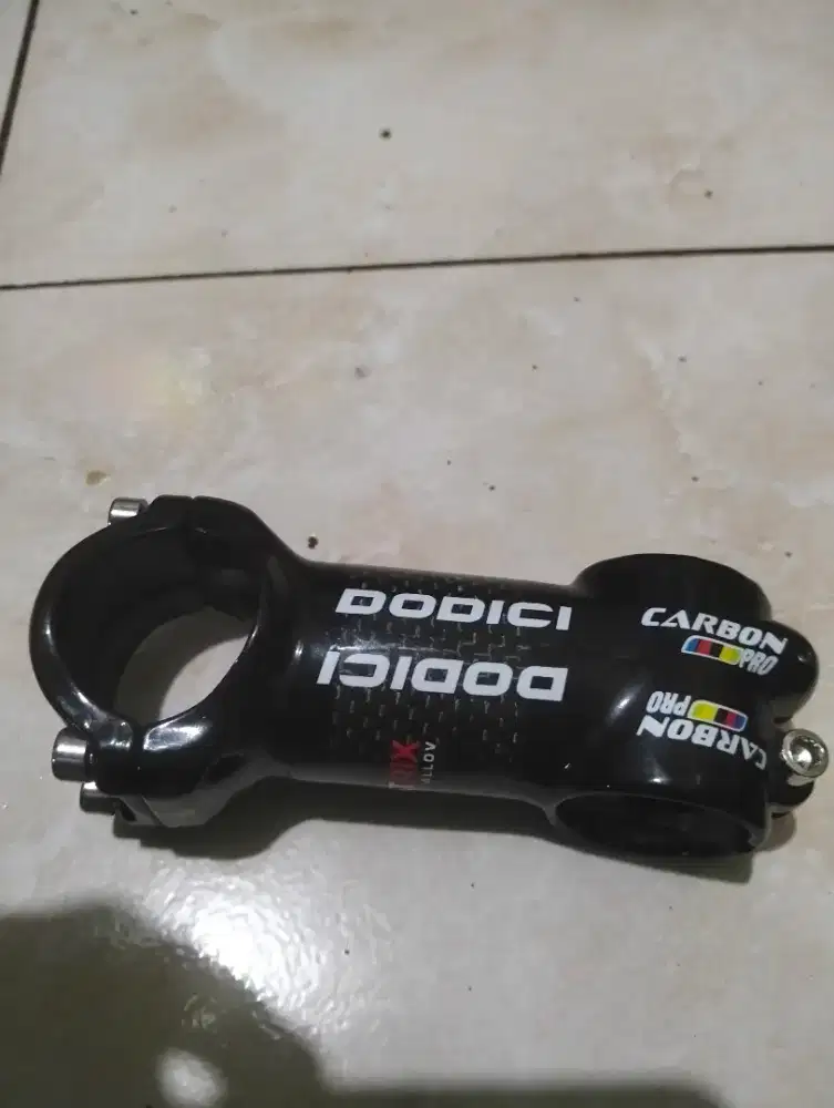 stem DODICI carbon