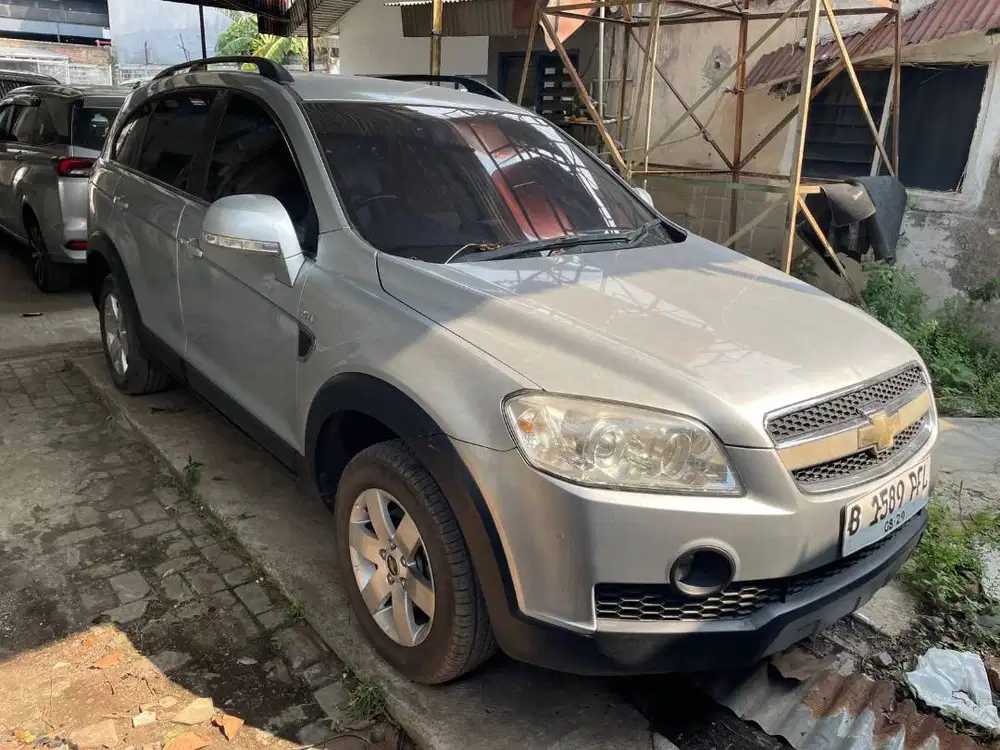 Chevrolet Captiva 2.4L LT 2009 A/T (CASH)