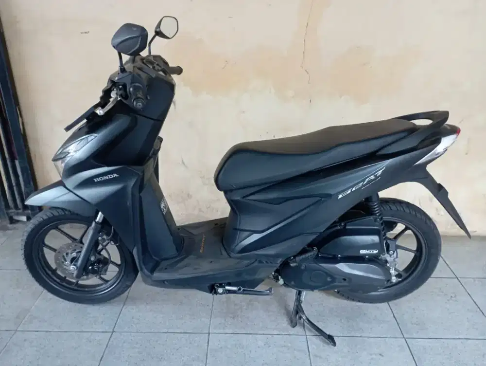 Honda beat km2400 thn2024